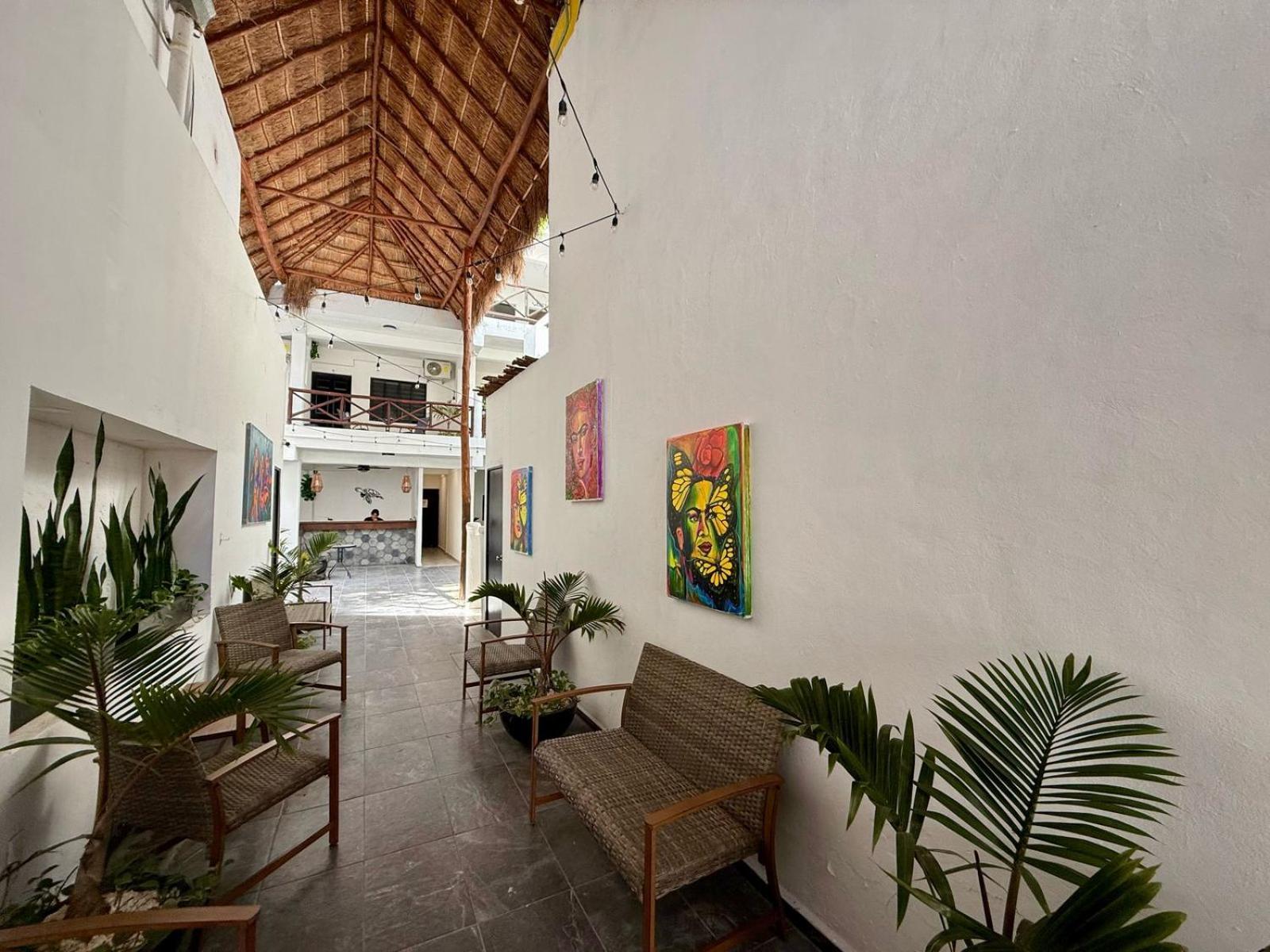 Отель Casa Tortuga 5Th Ave Плая-дель-Кармен Экстерьер фото